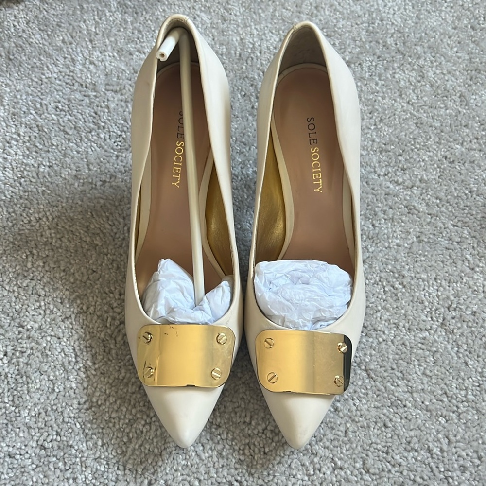- Sole society heeled shoe